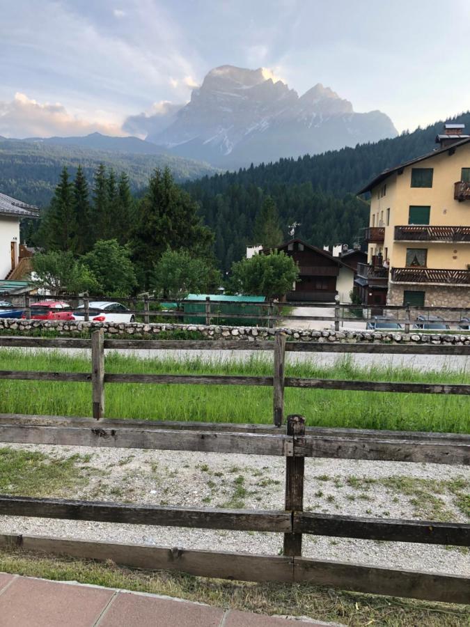 Casa Bianca Lägenhet San Vito di Cadore Exteriör bild